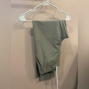 Chubbies Performance Stretch Slim Pant